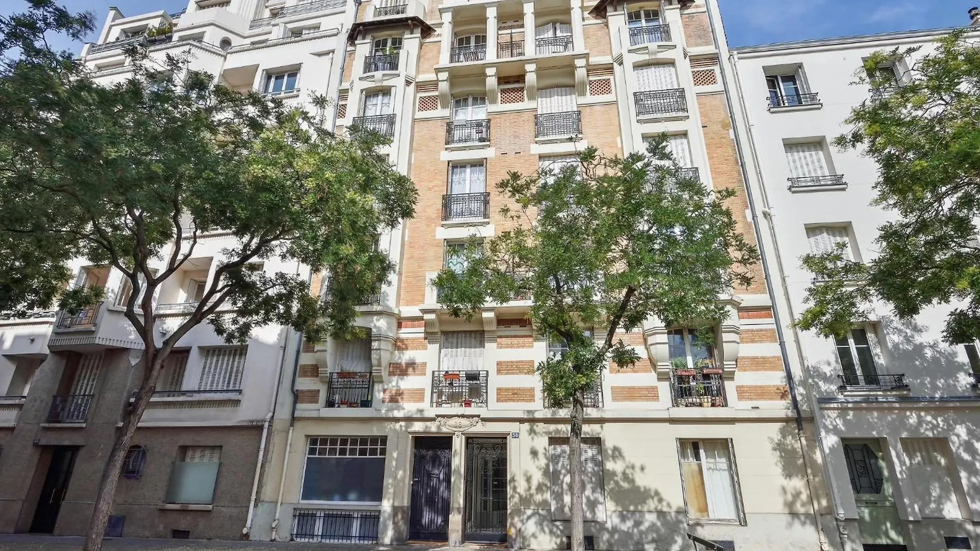 Apartment Elegant Appartement A Paris 16E