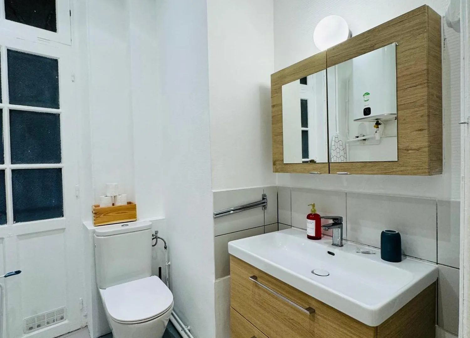 Elegant Appartement A Paris 16E France